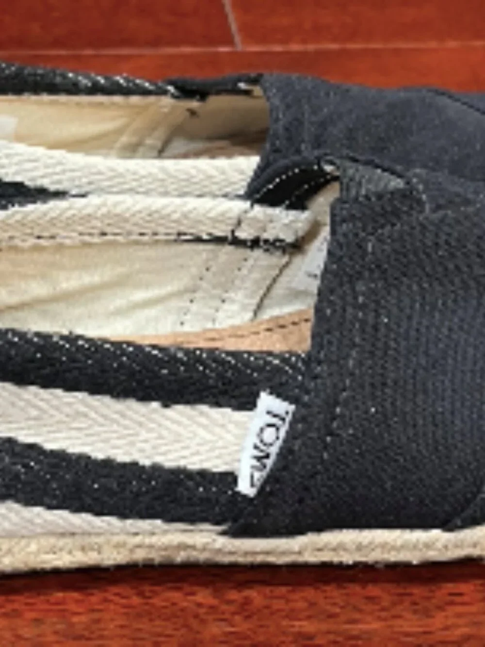 Toms 6W - Picture 3 of 4